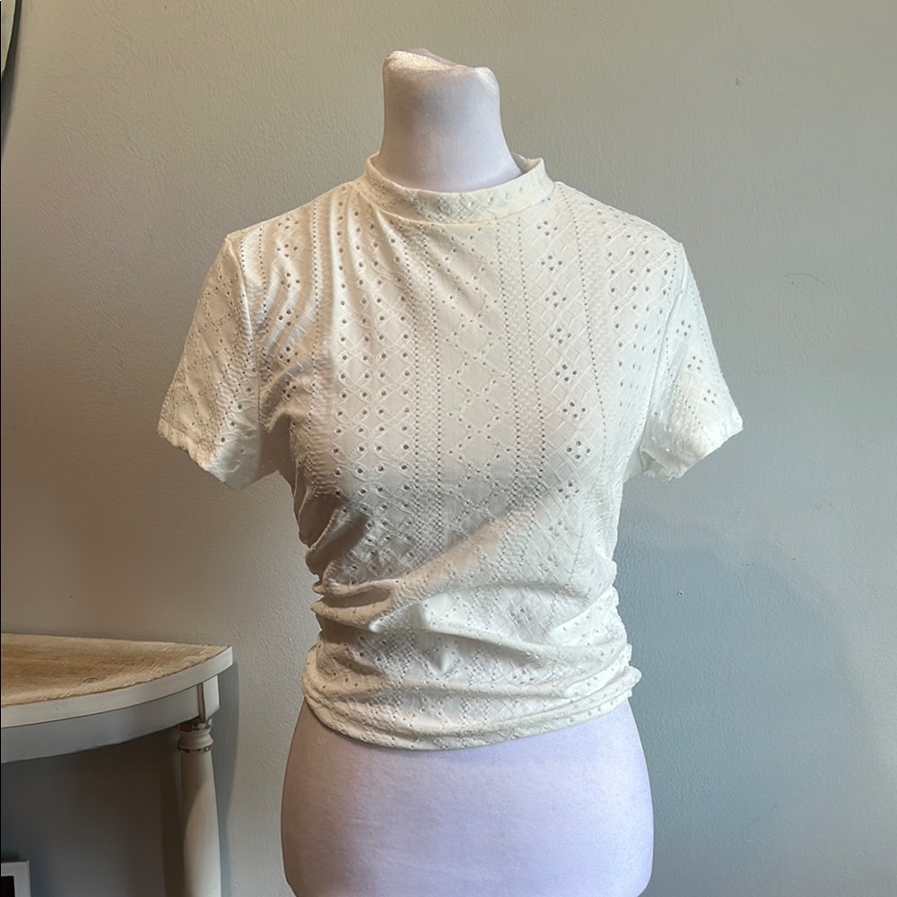 [Boutique] White Eyelet Blouse - Size Medium NWOT